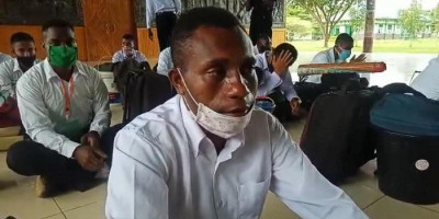 Yatim Piatu Putra Suku Yeinan yang Lulus Jadi Anggota TNI