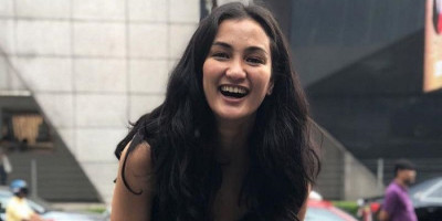 Atiqah Hasiholah Bingung dengan Istilah New Normal, Katanya Pandemi Belum Usai
