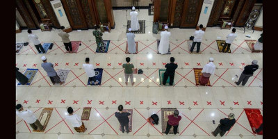 Akhirnya MUI DKI Ikuti Fatwa Pusat Soal Salat Jumat