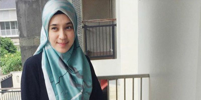 Dhini Aminarti Bantu Korban PHK Lewat Kerupuk Kulit 