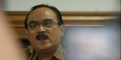 Dua Persembahan Eros Djarot 