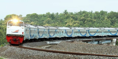 3 KA Jarak Jauh Beroperasi dari Stasiun Pasar Senen, Ini Tujuannya