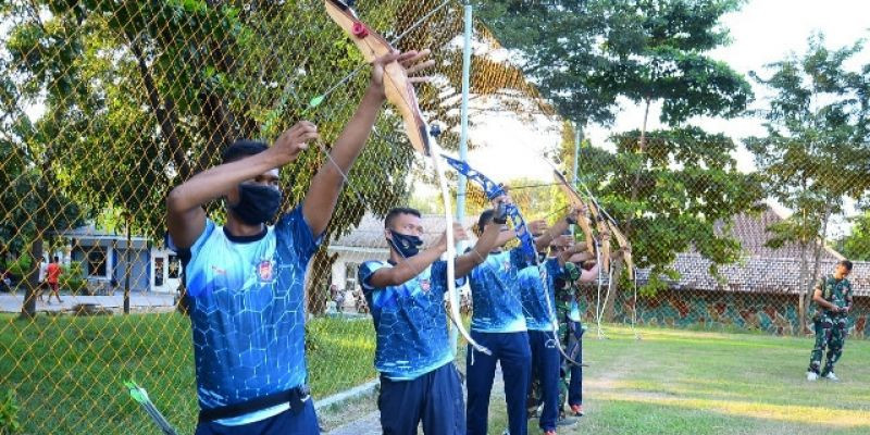 Prajurit Tidur Dalam Yonhow 2 Mar Olahraga Sepak Takraw dan Panahan