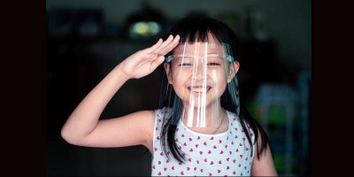 Face Shield Jadi Gaya Hidup Baru 