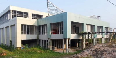 Relokasi RSUD M Zein Mangkrak, Bupati Pesisir Selatan Diminta Jelaskan Alasannya  