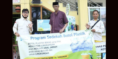 Kurangi Sampah Plastik Sambil Bersedekah