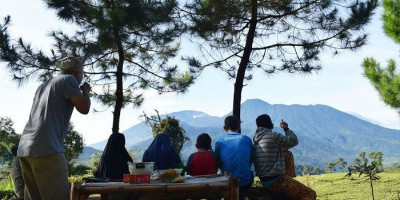 Pengelola Wisata Gunung Luhur Smart Camp Dibimbing Terapkan Normal Baru