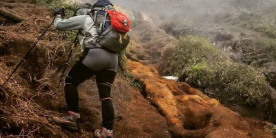 Anda Wanita dan Pendaki Gunung, Coba Saja Sepatu Ini