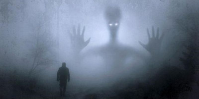 Emak Jujun Diteror Mahluk Astral, Meja dan Kursi Terbang Sendiri