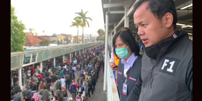 Bima Arya Keluhkan Penumpukan Penumpang Kembali Terjadi