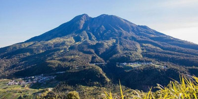 Pendaki Gunung Lawu Ditemukan Tewas Tanpa Baju 