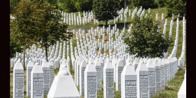 Pameran Foto Memperingati Genosida Srebrenica