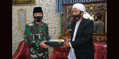 Panglima TNI Ingatkan Santri Selalu Jaga Protokol Kesehatan