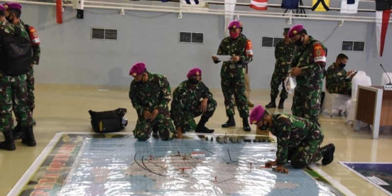 Marinir Laksanakan Tactical Floor Game