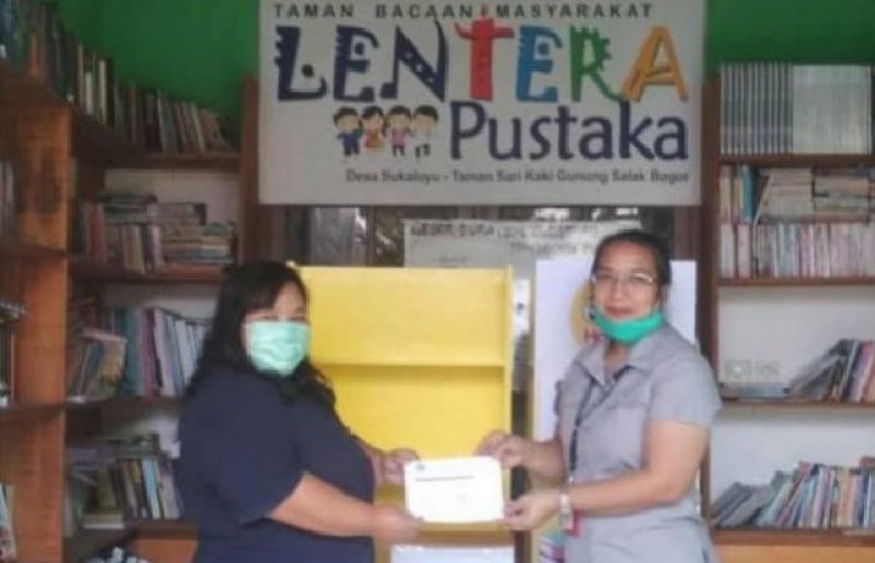 Donasi Buku Bacaan Ke Taman Baca