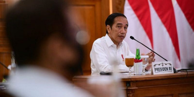 Arahan Jokowi Soal Lonjakan Kasus Covid-19 di 8 Provinsi