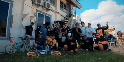Nggak Harus Artis, Siapapun Bisa Gowes Bareng Vino G Bastian di Komunitasnya