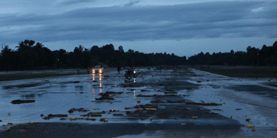 Runway Terendam Lumpur, Bandara Andi Jemma Ditutup Hingga 29 Juli