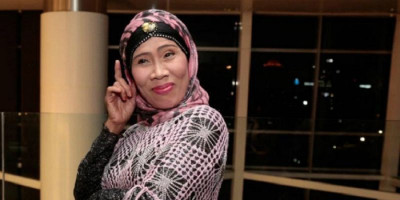 Doa Opie Kumis untuk Almarhumah Omaswati