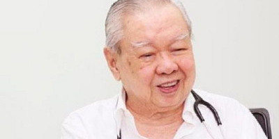 Belajar Kemanusiaan dari dr. Lo