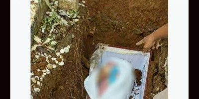 Korban Covid-19 Dimakamkan Masih Pakai Daster, Siapa yang Salah 
