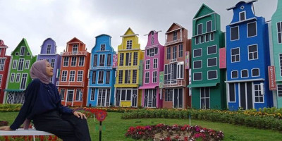 Indahnya Flora Wisata San Terra Pujon di Kota Apel