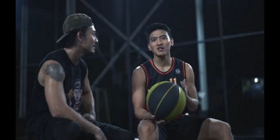 Pebasket Abraham Wenas Melawan Denny Sumargo, Siapa yang Menang? 