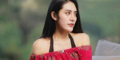 Sambil Berpose, Vernita Syabilla: Manusia Tidak Ada yang Sempurna