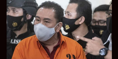 Serah Terima Djoko Tjandra di Atas Pesawat