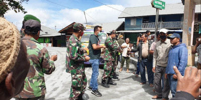 Tiga Kecamatan Terdampak Hujan Abu Gunung Sinabung  