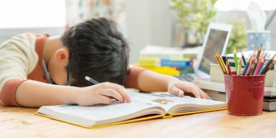 Orang Miskin Dilarang Sekolah, Orang Miskin Dilarang Sakit