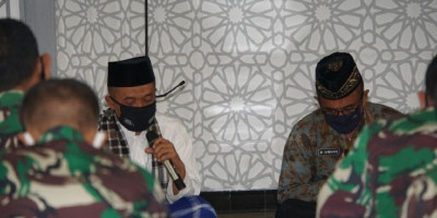 Prajurit Dan PNS Denma Mako Kormar Gelar Dzikir Dan Doa Bersama