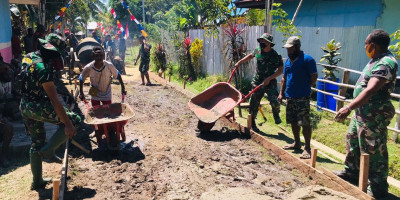 Bangun Jalan Bersama Warga