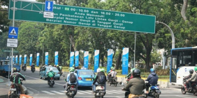 Anies Terbitkan Pergub Ganjil Genap Sepeda Motor, Tapi Dibantah Anak Buahnya