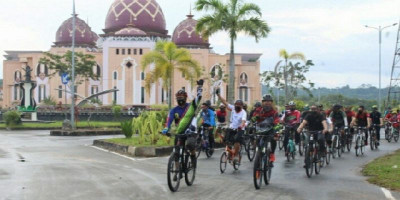 Danyon Marhanlan XIII Ikuti Gowes Bersama Walikota Tarakan