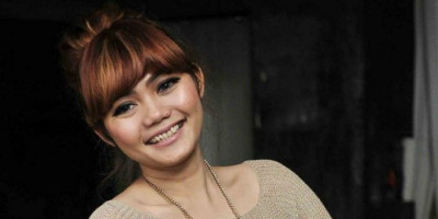 Beri Dukungan untuk Jerinx, Rina Nose Soroti Para Haters