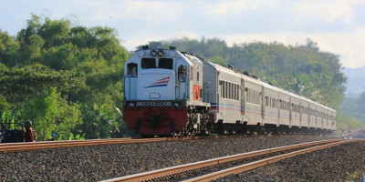Daop 6 Kembali Operasikan Sejumlah Kereta Api Jarak Jauh