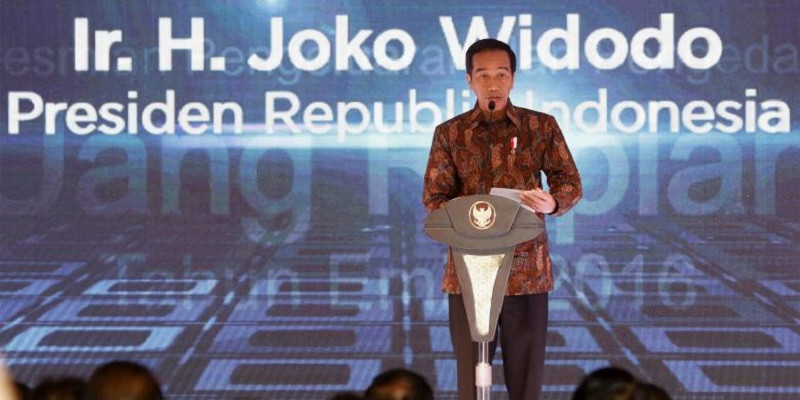 Presiden Jokowi Luncurkan Bantuan Subsidi Gaji untuk 15,7 Juta Buruh
