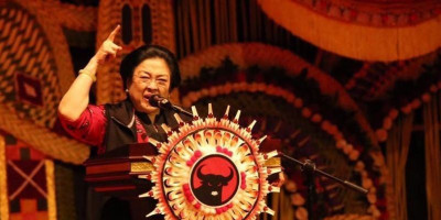 Megawati Ingatkan Cakada PDIP, Harus Berdedikasi dan Tertib Administrasi