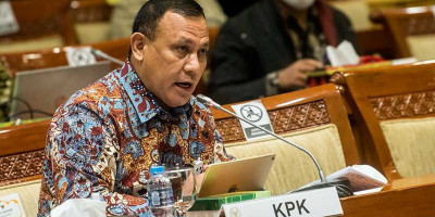 Dewas Tunda Sidang Etik Ketua KPK, Ada Apa?