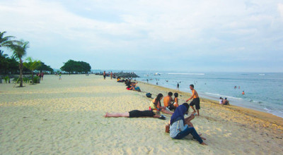 Bersih-bersih Tiga Destinasi Wisata di Bali Sambut New Normal