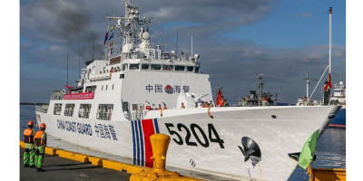 Bakamla Usir Kapal China Coast Guard dari Laut Natuna Utara