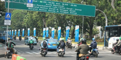Mulai Besok Ganjil Genap Tak Berlaku, Pengemudi Ojol Masih Boleh Angkut Penumpang  