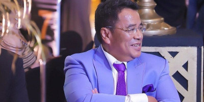 Hotman Paris Jual Rugi Apartemen, Bangkrut?