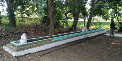 Kisah di Balik Makam Sepanjang 8 Meter di Serang