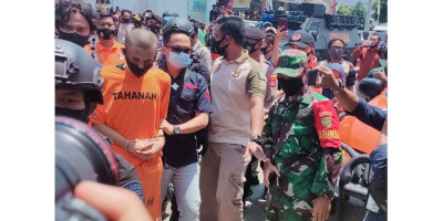 Alfin Peragakan 17 Adegan Penusukan Syekh Ali Jaber