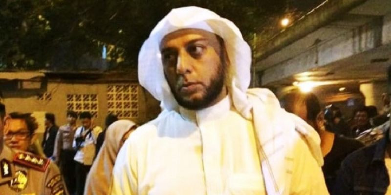 Syekh Ali Jaber Minta Maaf Tak Bisa Lindungi Penusuknya dari Amuk Massa