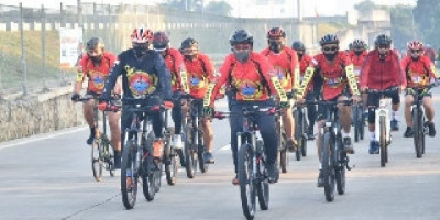 Lawan Covid-19 Bersama Marines Cycling Community