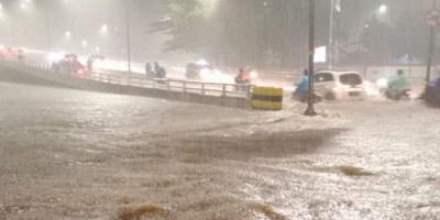 Sejumlah Ruas Jalan di Jakarta Terendam Banjir 