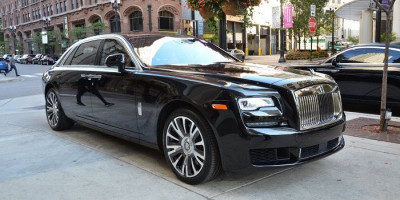 Dengarkan Permintaan Konsumen, Rolls-Royce Ghost Luncurkan Versi Extended 